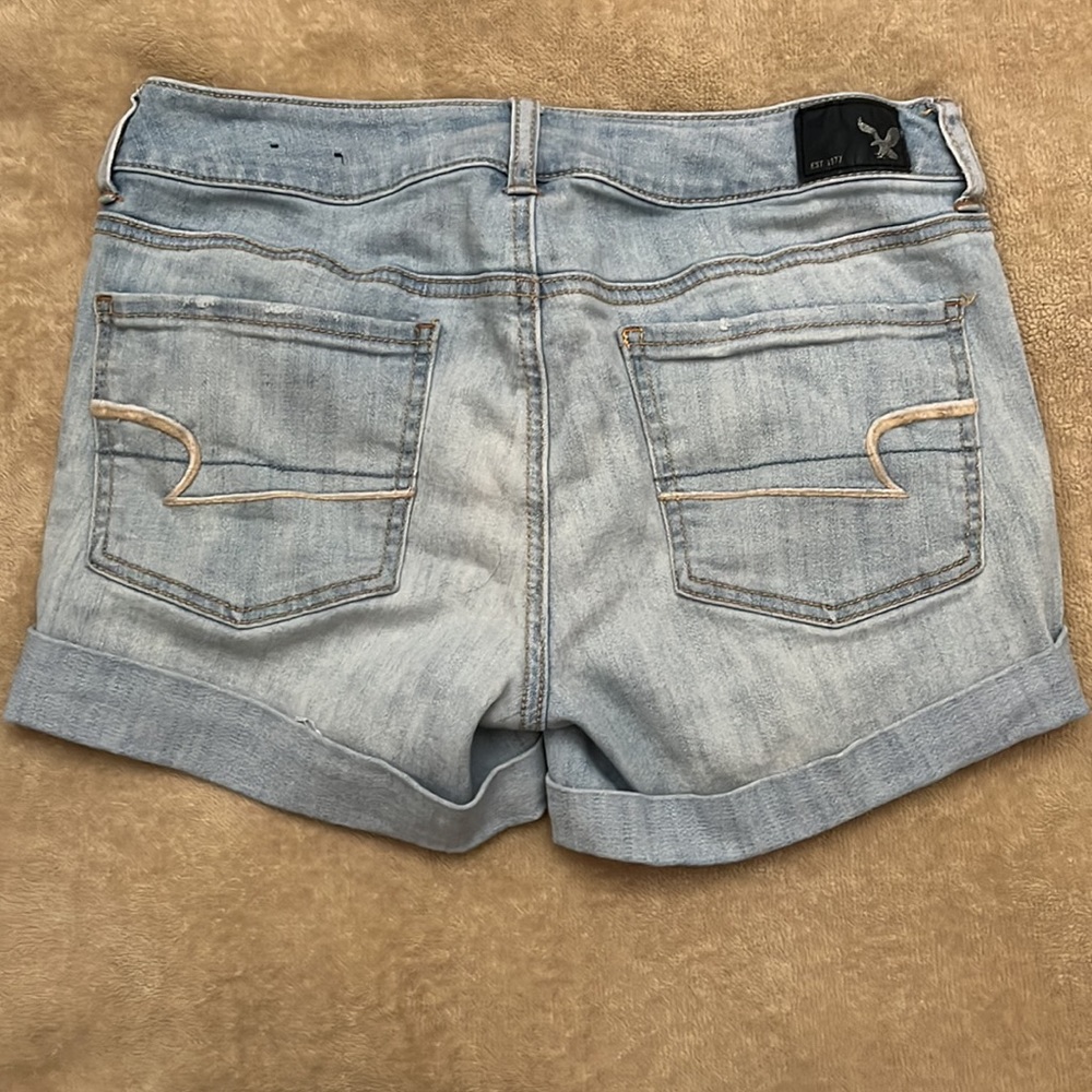 Shorts🤍 - Picture 2 of 4